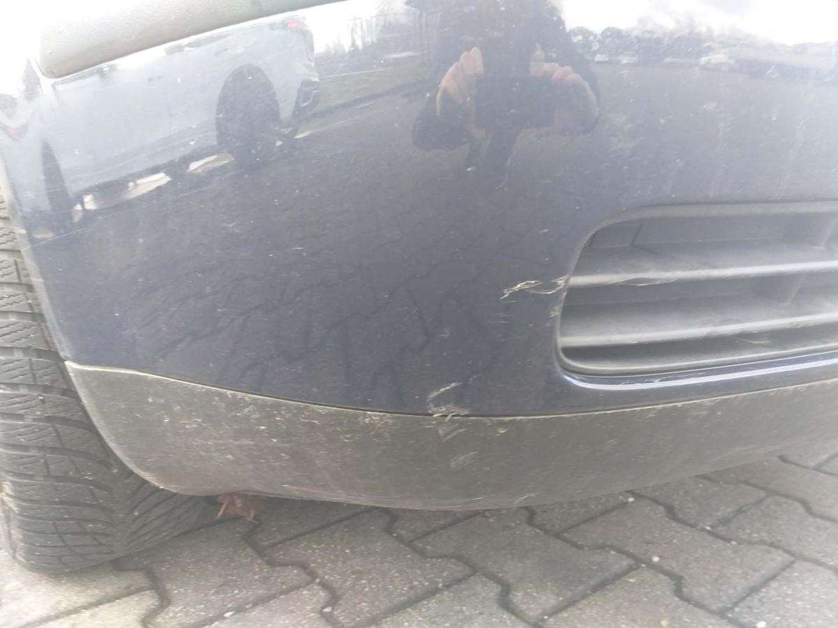 VW Golf 4 original Sto&szlig;stange Stossf&auml;nger vorn LA5G Perlblau Bj.2004